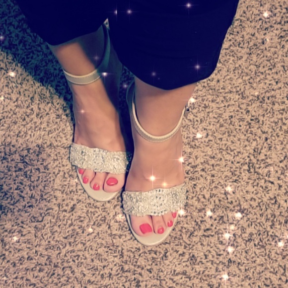 Shoes - Picture 1 of 3